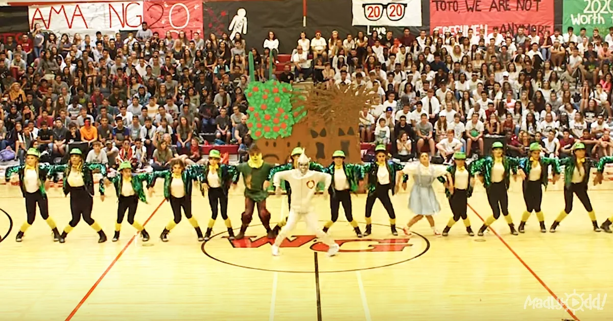 High School Dance Team Presents ''Wizard of Oz'' Musical and It''s Praised as Greatest Homecoming Ever