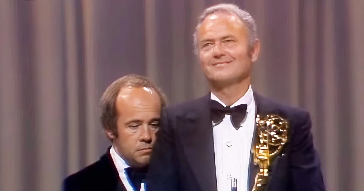 Tim Conway''s Hiliarious Prank Will Leave You Laughing out Loud!