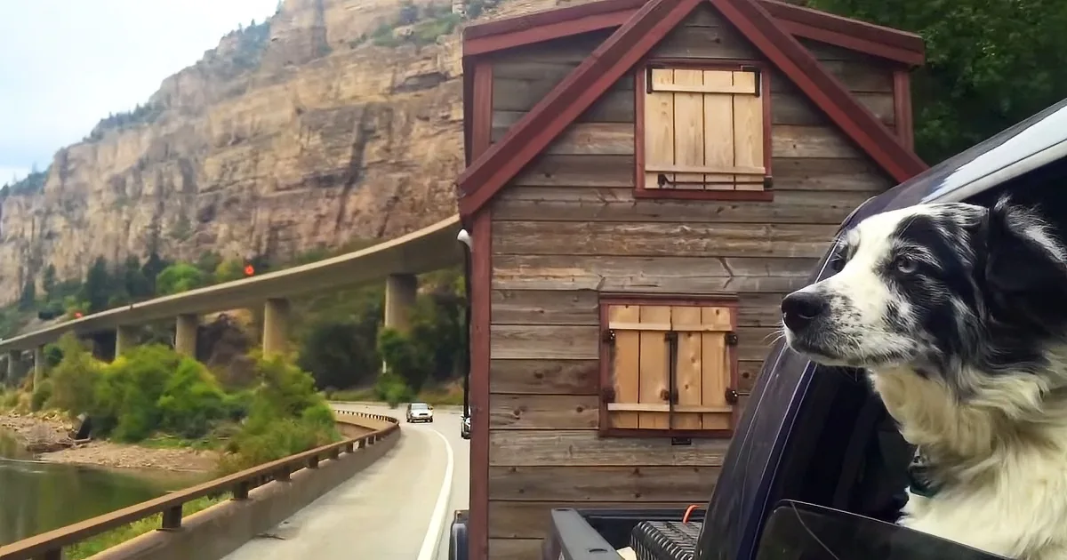 Retired Cop Finds Cure for Wanderlust in Beautiful Tiny Home
