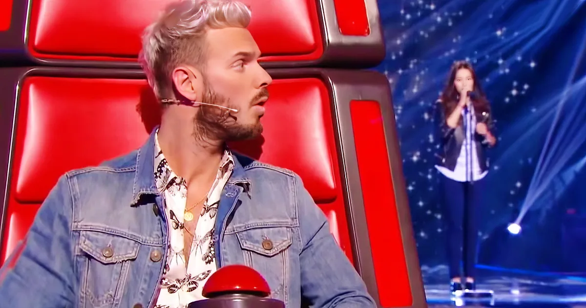 Teen''s Haunting Audition Has All Four Judges Slamming Their Buttons at Once