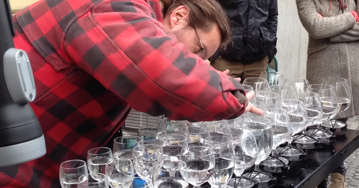 Hallelujah on glasses