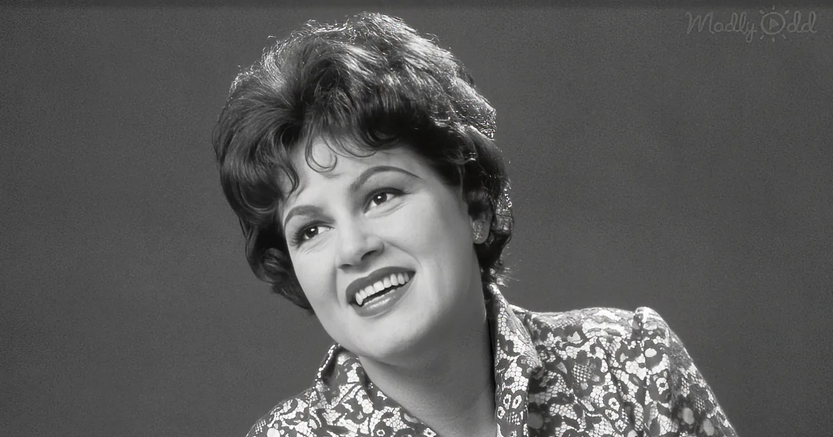 58 Years Later, You Can Finally Hear Patsy Cline's Long-Lost Christmas Song