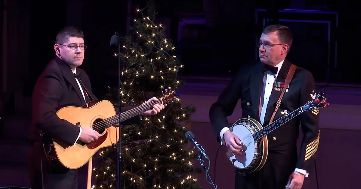Us Navy Band Brings Down the House With Epic Dueling 'Jingle Bells' Performance