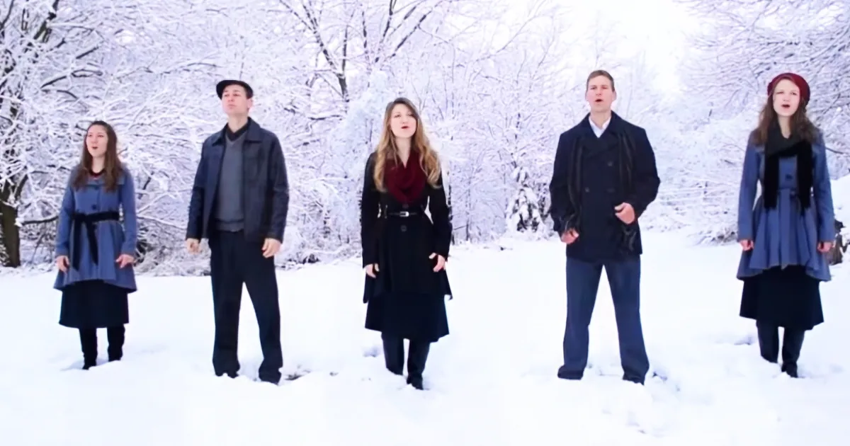 Siblings Blend Angelic Voices in Perfect Harmony for a Christmas Classic That Goes Viral