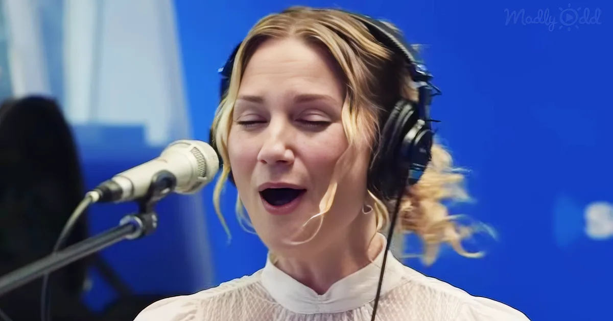 Jennifer Nettles - O Holy Night Hallelujah