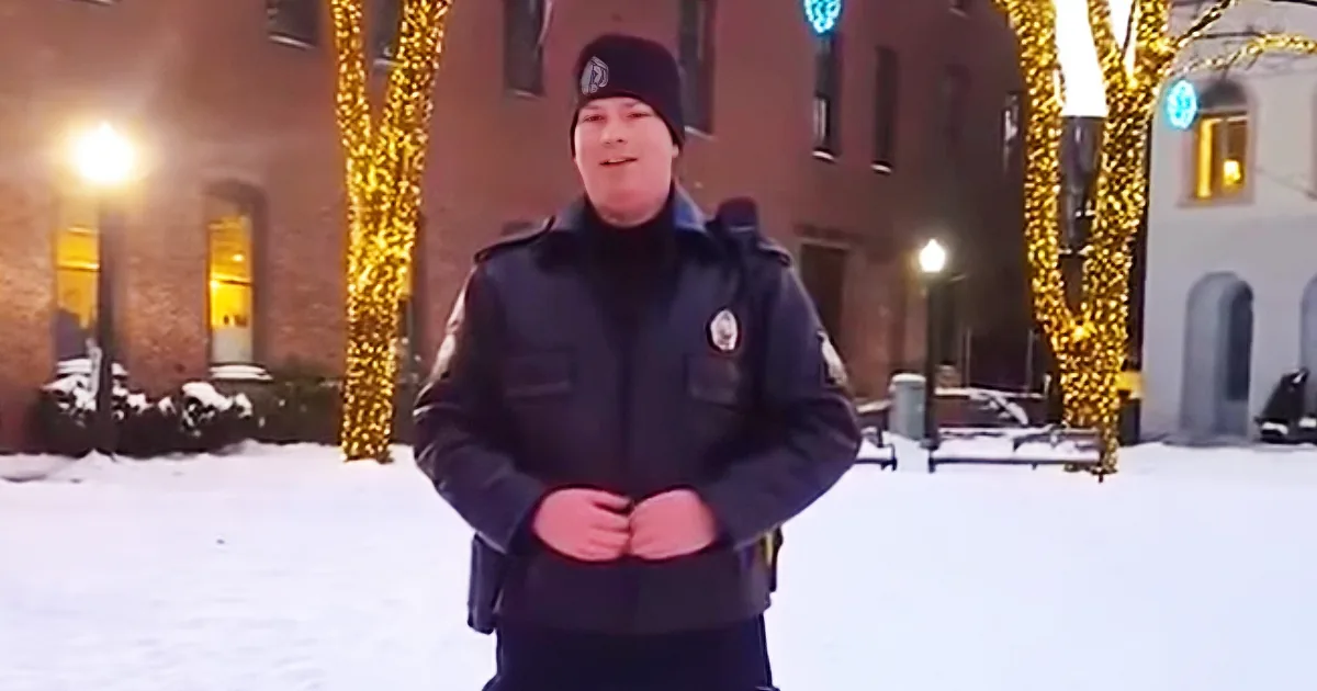 Cop Lights up the Internet With His Amazingly Beautiful Voice That Nobody Saw Coming