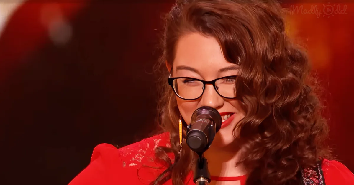 Mandy Harvey, Deaf Singer