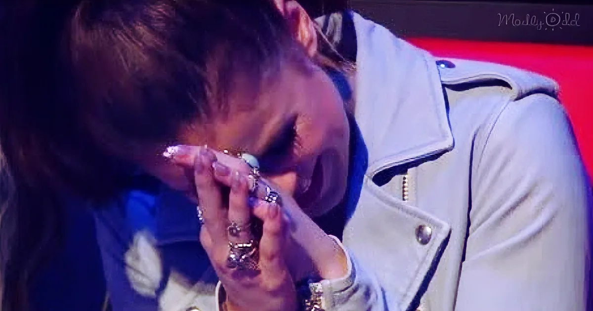 Judge Breaks Down Weeping After 13-Year-Old Girl Auditions for 'The Voice' With Andrea Bocelli Classic