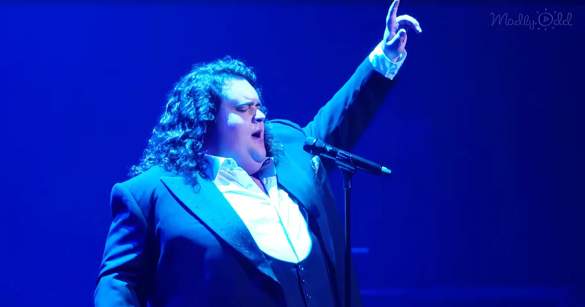 'Got Talent' Superstar Jonathan Antoine Delivers Powerhouse Rendition of 'Unchained Melody'