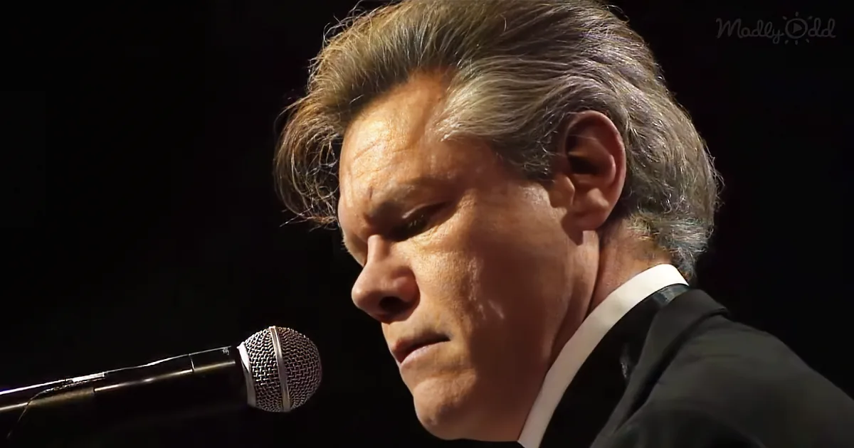 3 Years After His Massive Stroke, Randy Travis Returns to Sing 'Amazing Grace' Like Only He Can