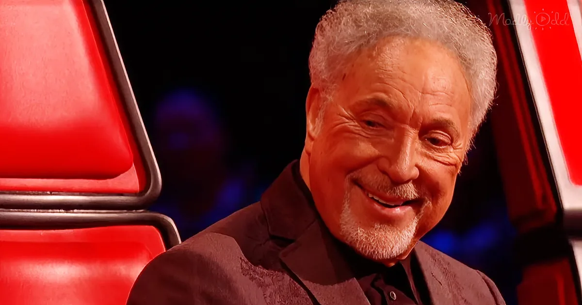 Tom Jones From 'The Voice' Joins 'American Idol' Winner for 1967 Duet and the Audience Loses It!