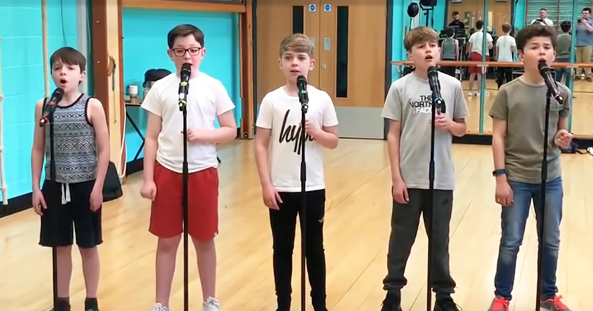 ''Got Talent' Semi-Finalists Perform Chilling Rendition of 'A Million Dreams' That Will Give You Goosebumps'