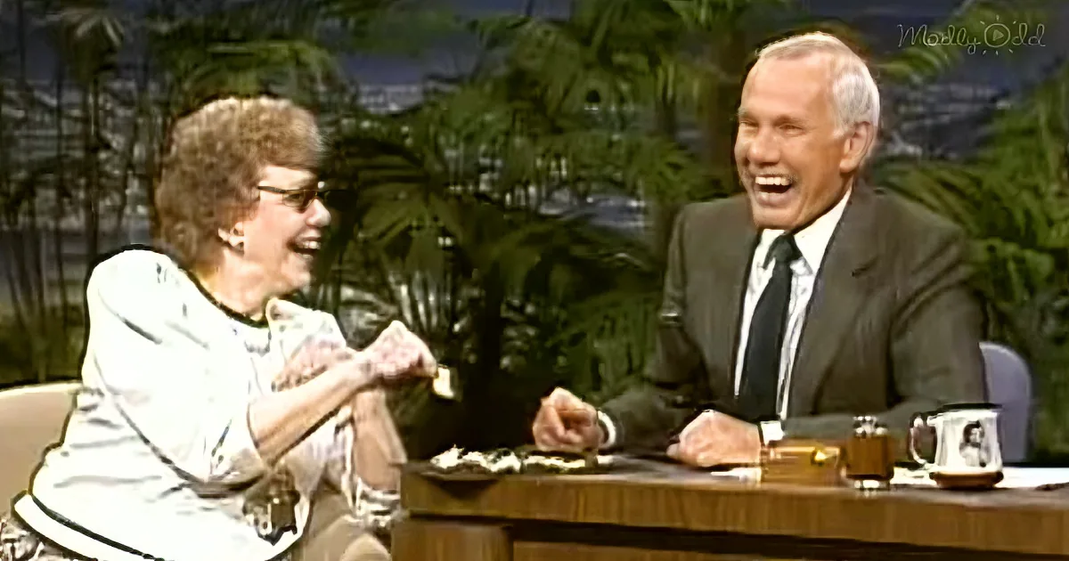 Johnny Carson Invites 63-Year-Old Potato Chip Collector on His Show for the Funniest Moment in TV History