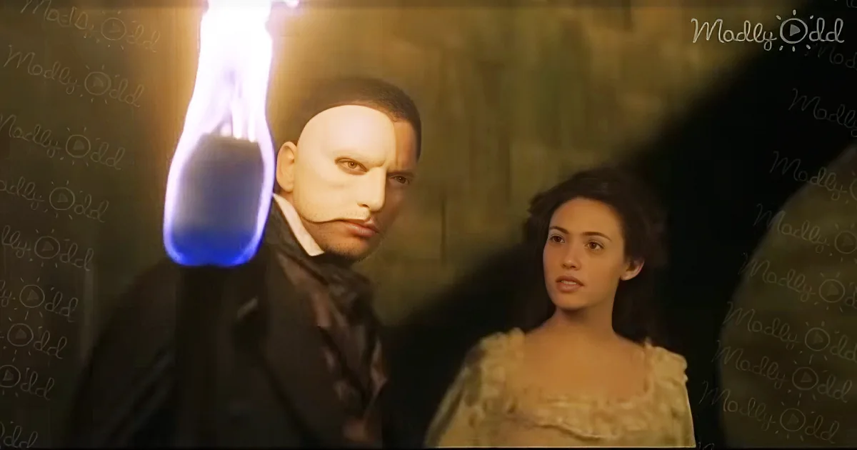 When the Phantom Takes Her Hand and the Music Begins... Best. Thing. Ever.