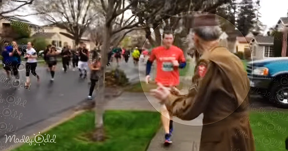 95-Year-Old World War II Vet Stands Outside His House to Watch Runners, Now Keep Your Eyes on the Man in Red