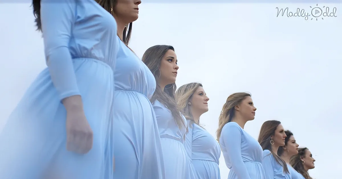8 Women Sing Beautiful Hymn in the Wilderness