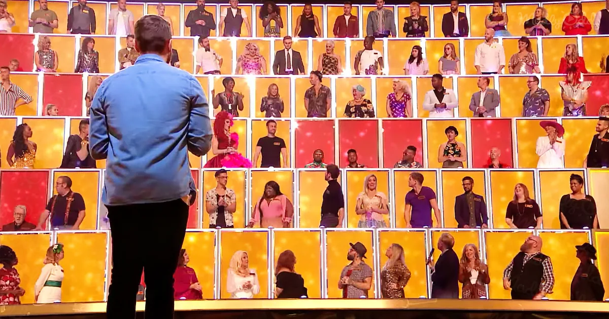 Contestant Sweeps 86 Judges off Their Feet With Smooth Stevie Wonder Classic