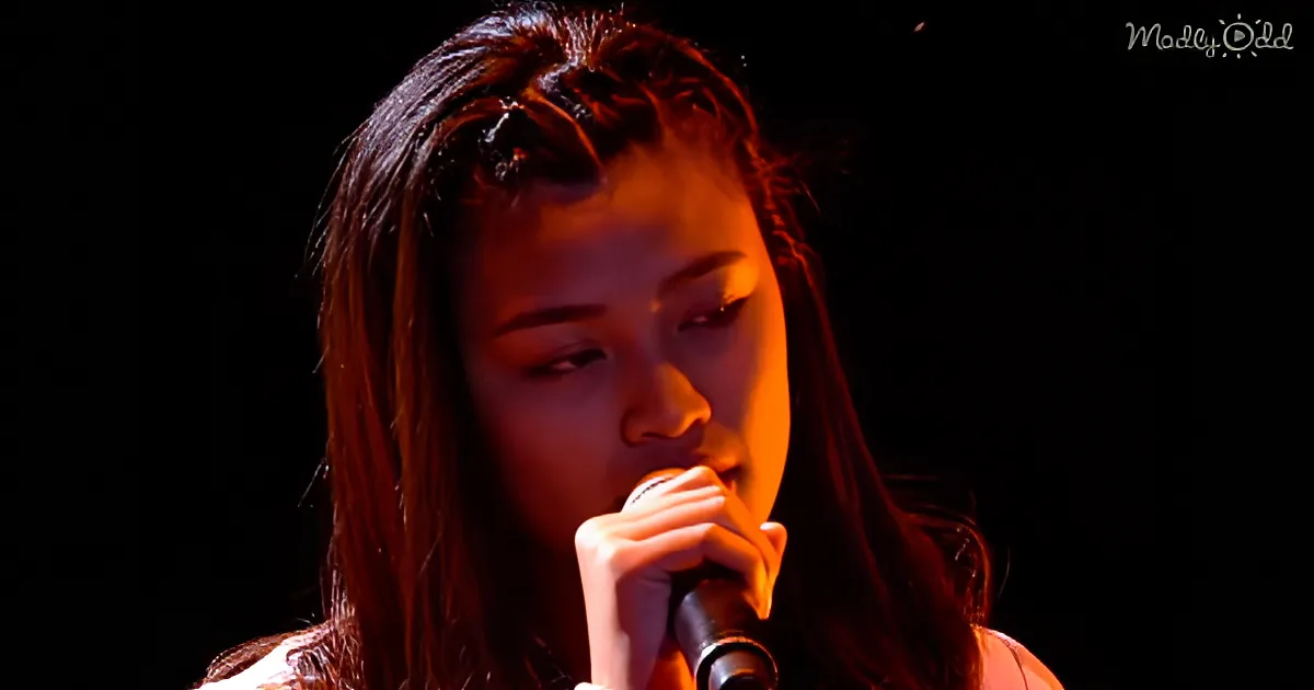 2 Teens Shock Viewers With Their Chilling ''Sound of Silence'' Duet