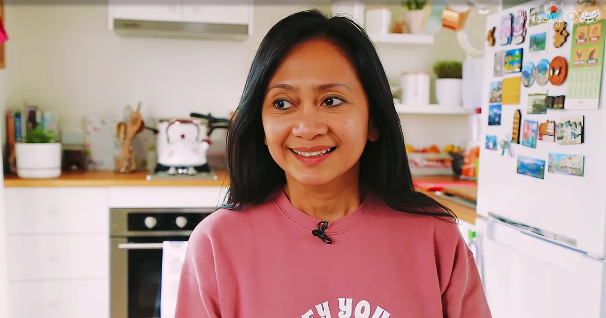 Woman''s Dream Tiny House Even Has Walk-in Wardrobe