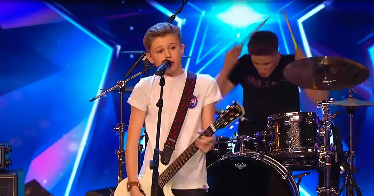 British Boy Band Earns Golden Buzzer With Rock Power-Ballad