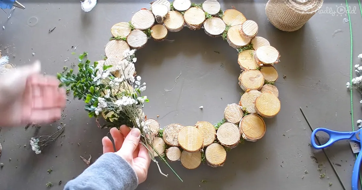 How to Make a Rustic Farmhouse Wreath