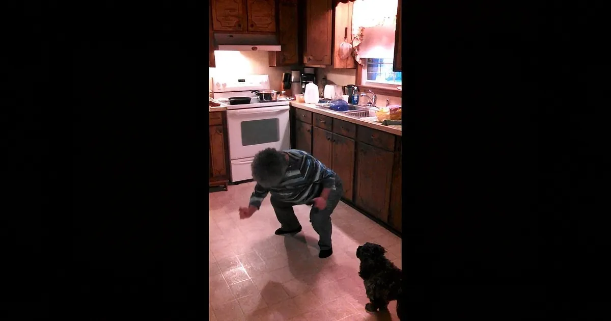 You''ll Be Floored When You See What This Mom Does When ''Ice Ice Baby'' Plays on the Radio! LOL!