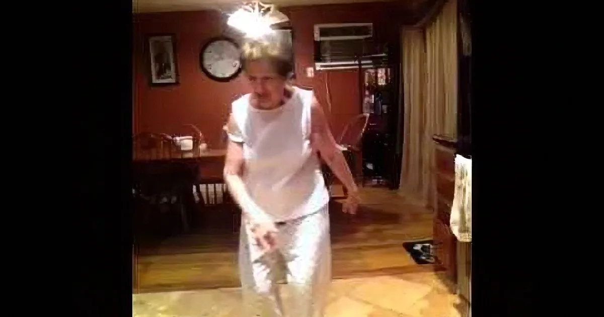 They Played ''Watch Me (Whip/ Nae Nae)'' for 86-Year-Old Grandma. but Wait Till You See What She Does