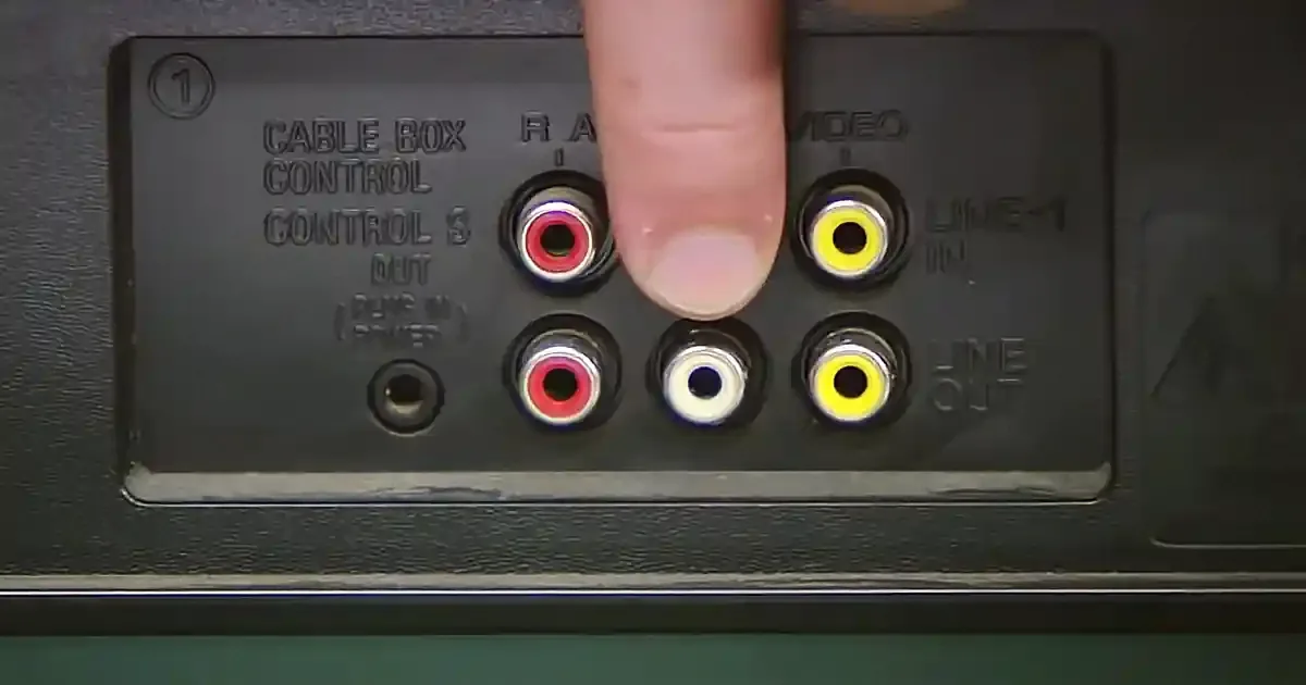 This $20 Gadget Is All You Need to Get Your Treasured Vhs Tapes Onto Your Computer