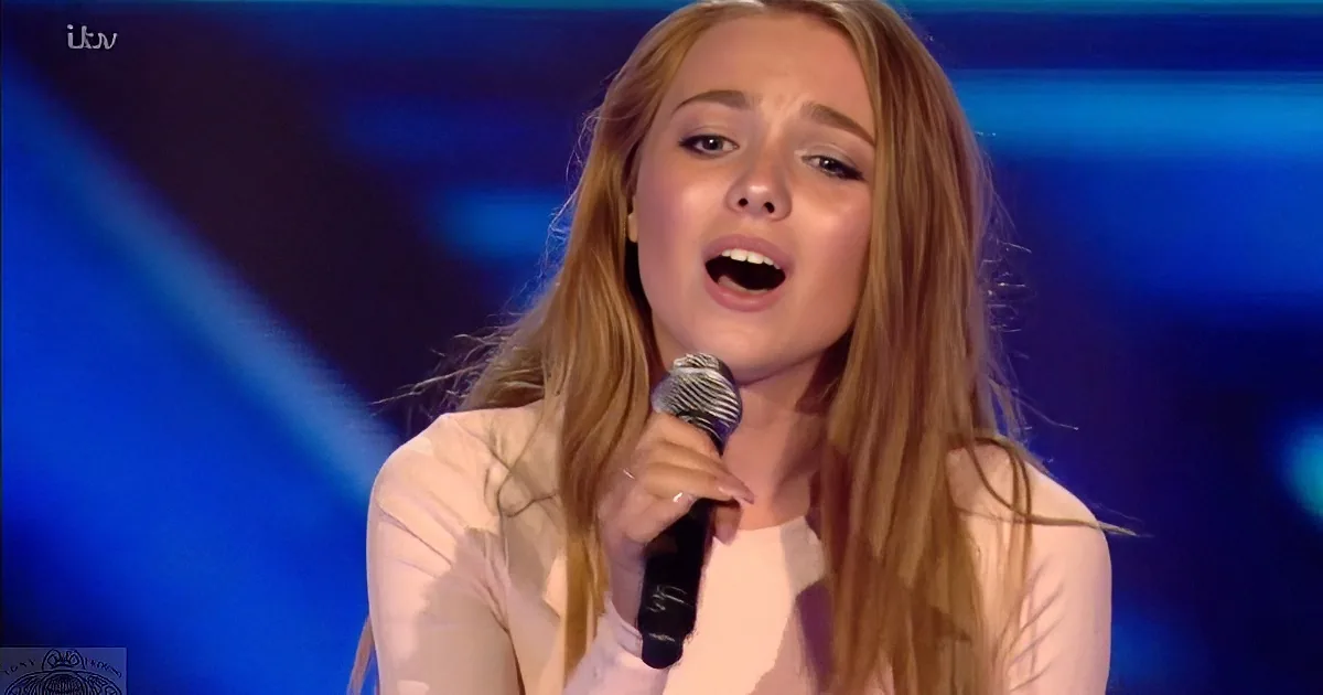 Nervous Teen Comes Onstage to Sing. but Her Performance Leaves Even Simon out of Breath!