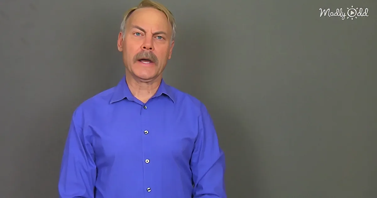 Voice Impressionist's Face Morphs Into the Celebrities He's Imitating
