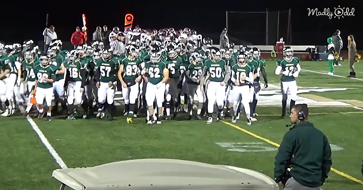 High School Football Player Sings National Anthem With Surprising Voice