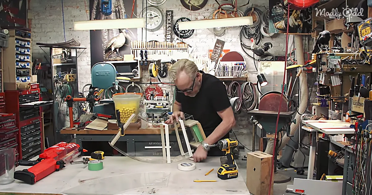 Adam Savage Mods a Nerf Gun With 1,000 Round Magazine