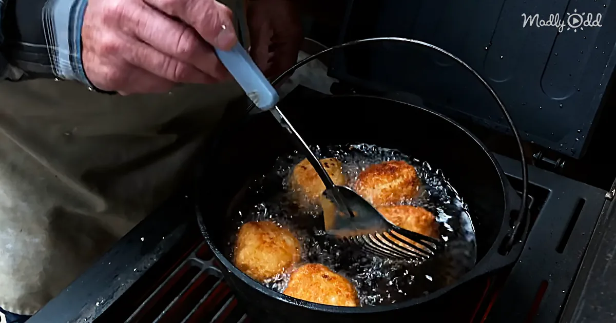 Insanely Delicious 'Mashed Potato Bombs' Recipe