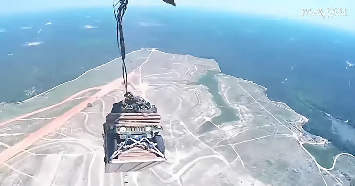 They Load 8 Humvees Onto a Plane, Then Drop Them From 5000 Feet