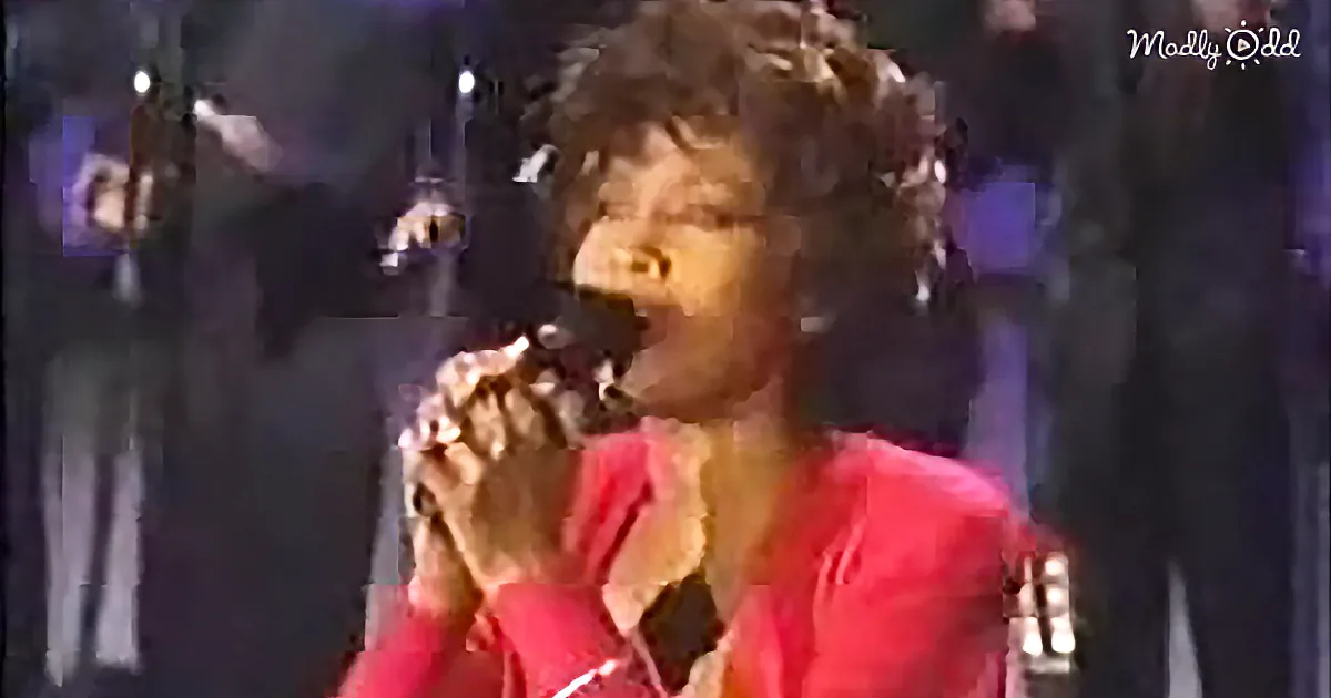 Whitney Houston's 'Do You Hear What I Hear?' Is the Best There Will Ever Be