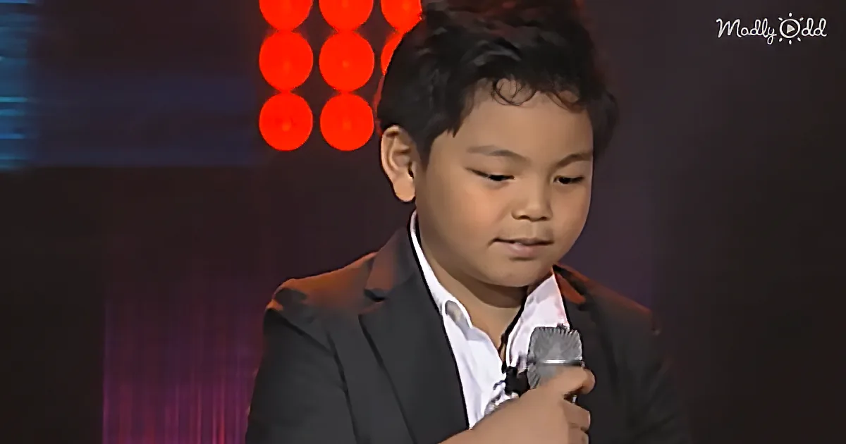 Young Man Turns Three Chairs in Record Time With 'Don't Stop Believin'