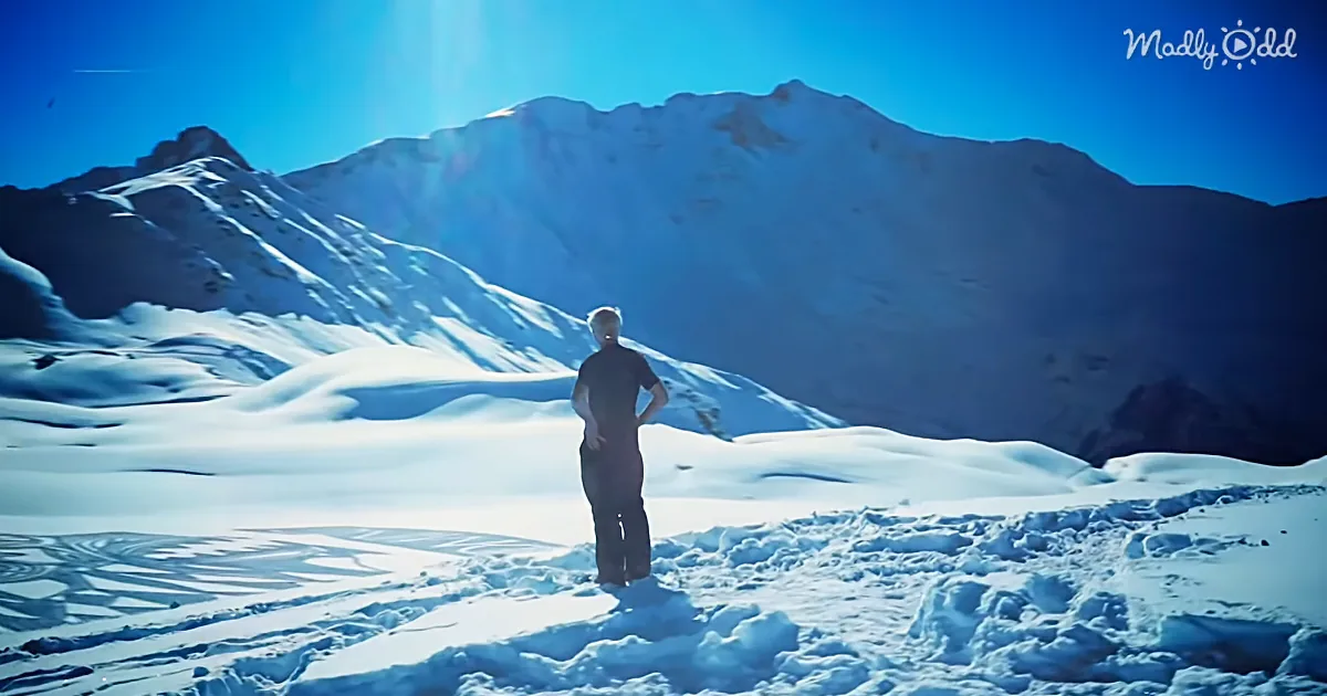 Artist Creates Giant 'Game of Thrones' Inspired Piece of Art on the Side of a Mountain