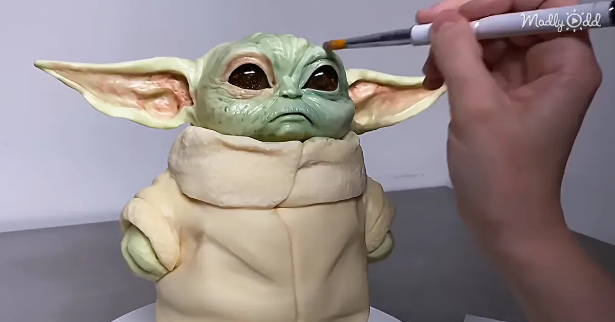 Learn How to Make an Adorable Baby Yoda Cake