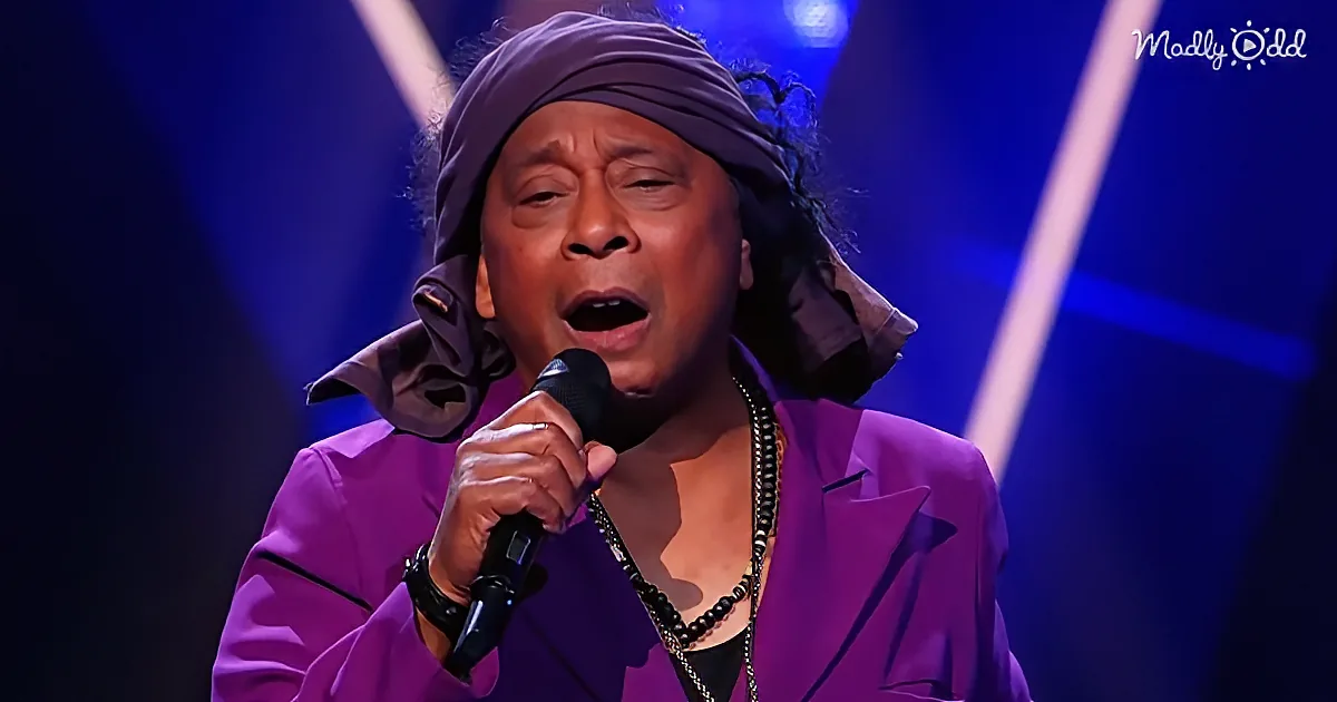 He Only Had to Sing Five Words From a 1966 Hit to Get All the Judges to Hit Their Buzzers