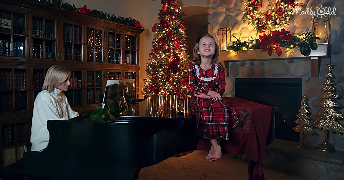 6-Year-Old Sings 'Have Yourself a Merry Little Christmas' so Beautifully You'll Shed a Tear