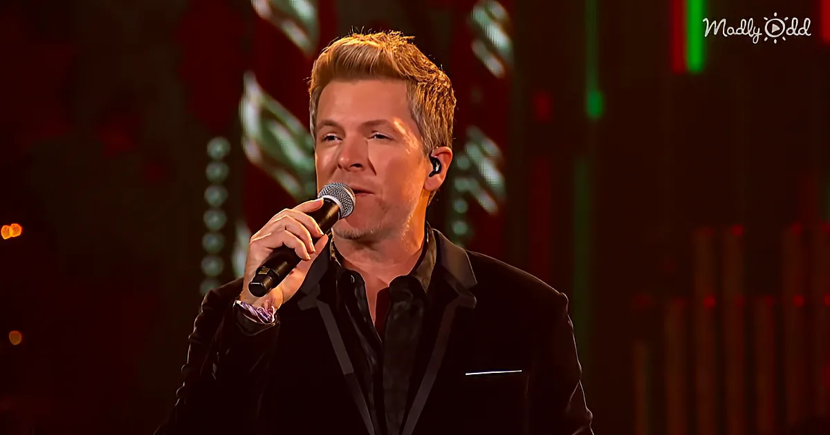 Four Country Gospel Greats Gather to Sing 'Go Tell It on the Mountain'