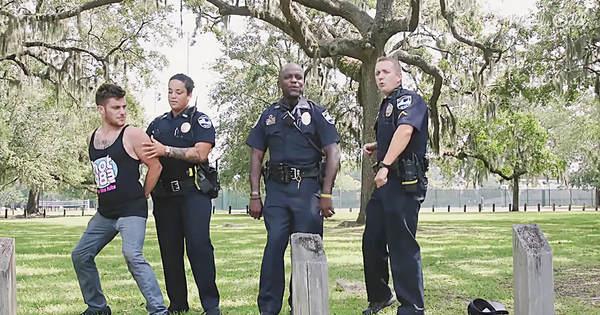 Savannah Police Officers Serenade Their Suspect Once They Catch Him
