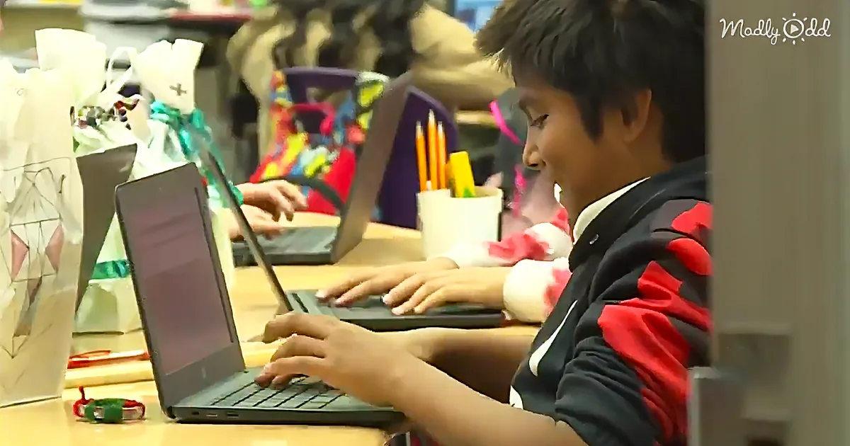 A Call From a 5th Grade Student to 911 Saves 30 Students