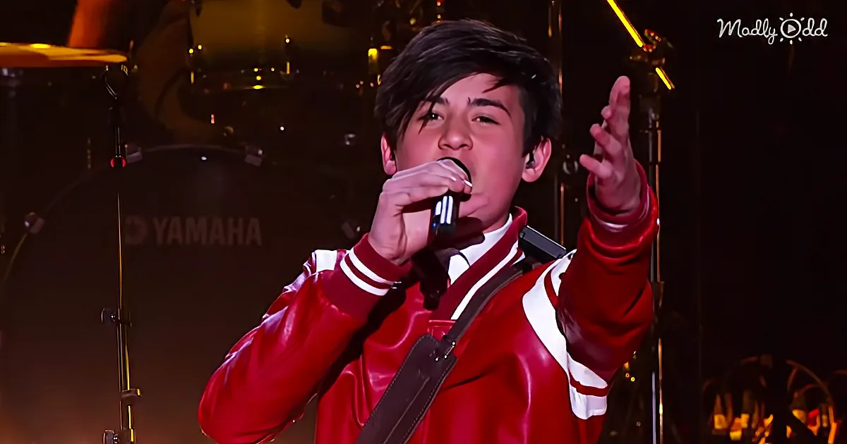 Indie Hit 'Riptide' Raises Roaring Cheers on the Voice Kids