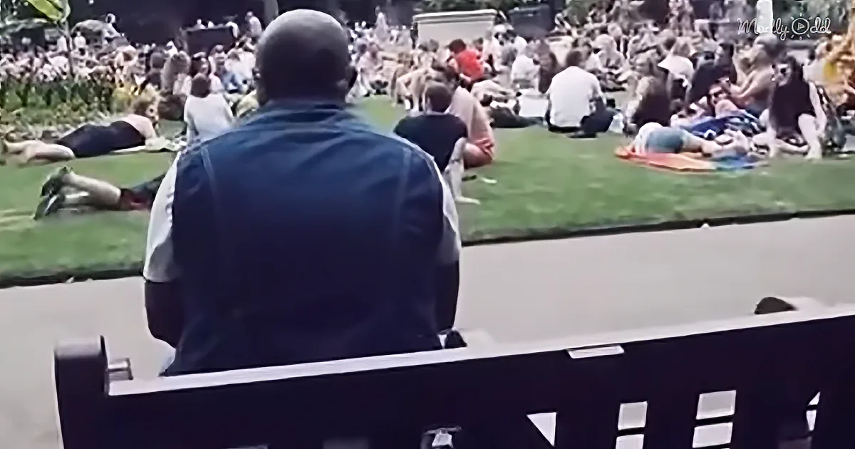 Man in the Park Begins Singing 'Livin' on a Prayer' and Everyone Joins In
