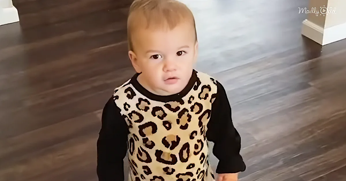 When Mom Turns on the Music, Baby Girl Wows With Her Adorable Dance Moves