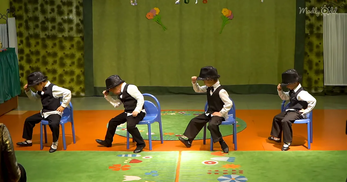 4 Preschoolers Dressed to the Nines Stun Crowd During Classy Dance Performance