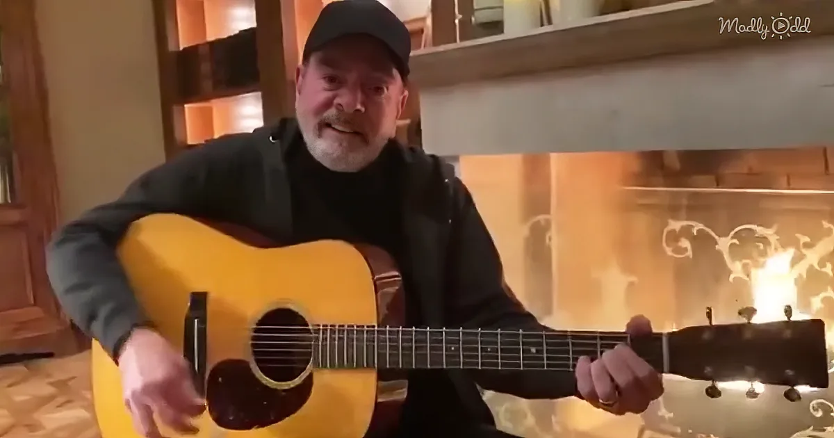Neil Diamond Wants You to Wash Your Hands With This Hilarious 'Sweet Caroline' Parody