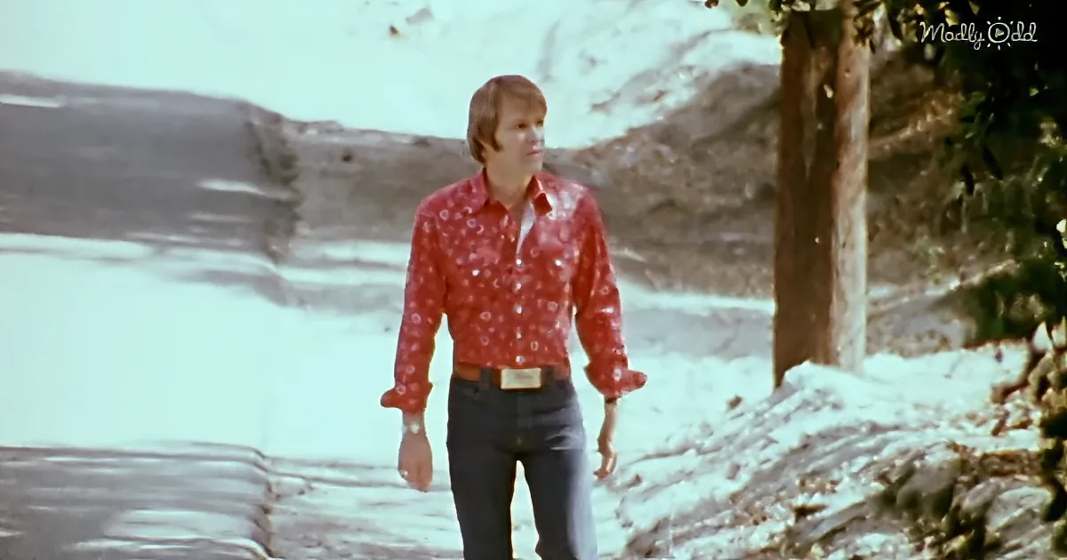 Original Video for Rhinestone Cowboy Will Turn Anyone Into Country Fan
