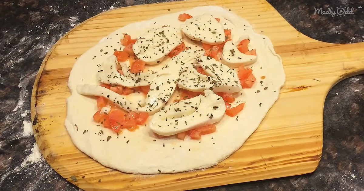 This 2-Ingredient Pizza Dough Is Deliciously Frugal